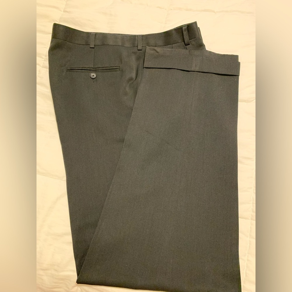 Men’s Perry Ellis dress pants